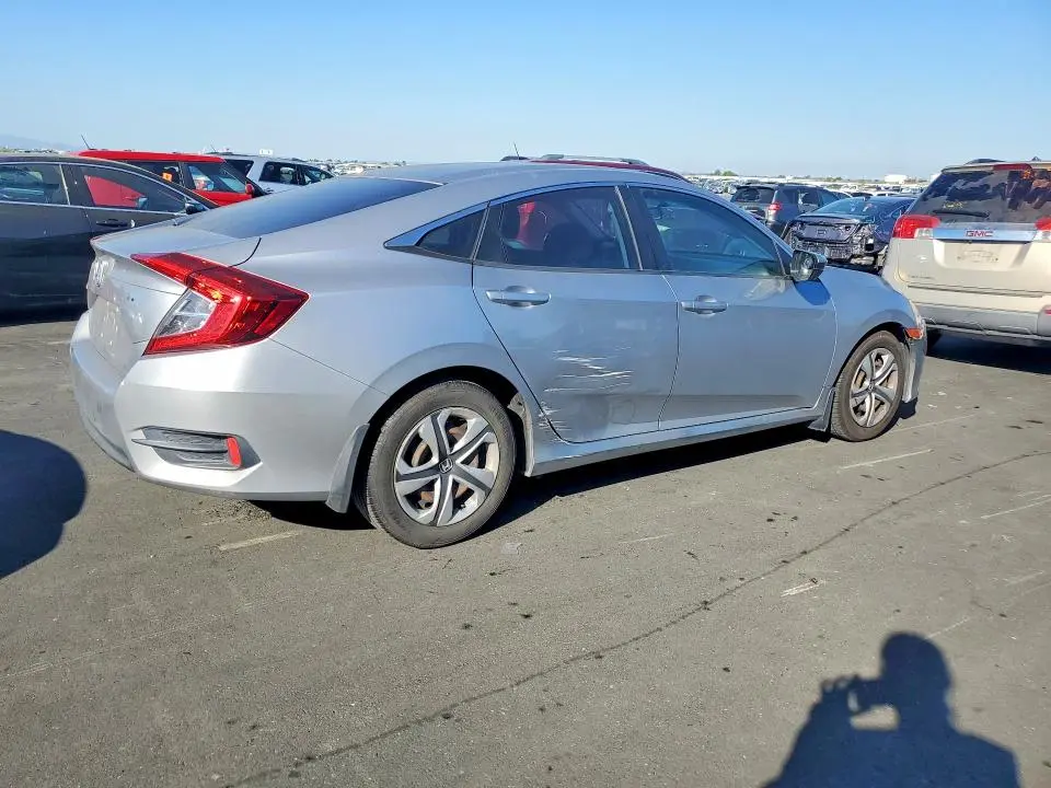 2018 HONDA CIVIC LX  