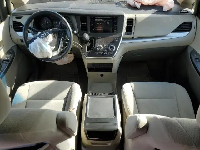 2015 TOYOTA SIENNA LE  