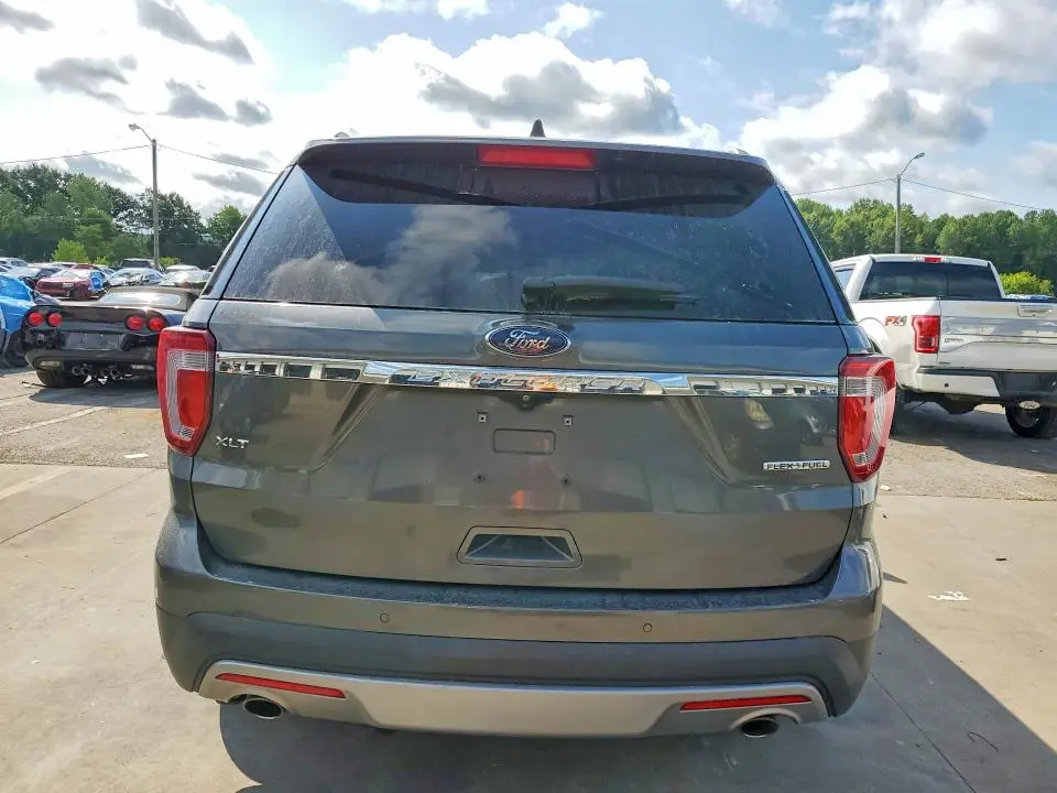 2016 FORD EXPLORER XLT  