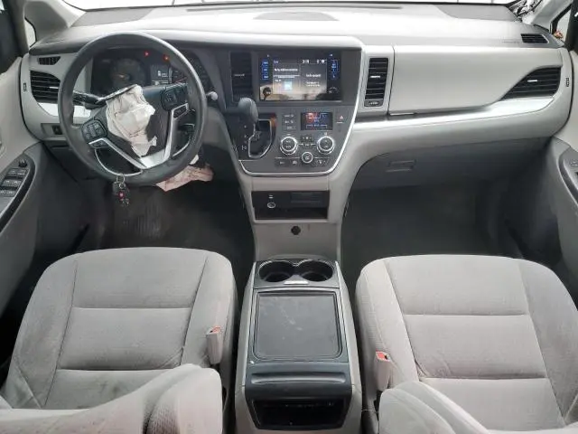 2015 TOYOTA SIENNA LE  
