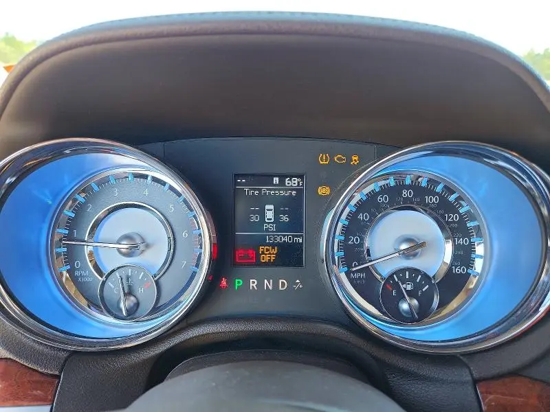 2011 CHRYSLER 300C HEMI C  