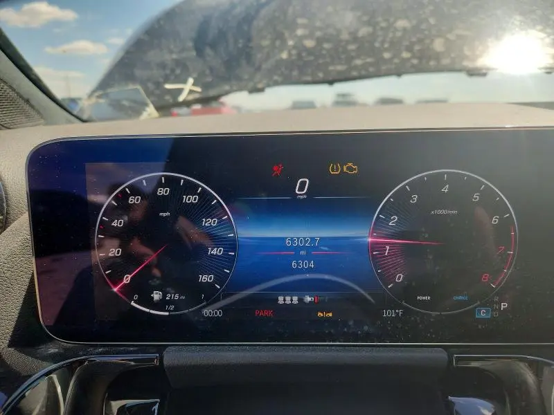 2025 MERCEDES-BENZ GLA 250  