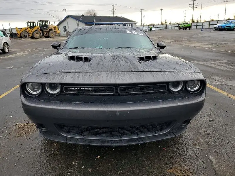 2015 DODGE CHALLENGER SXT  