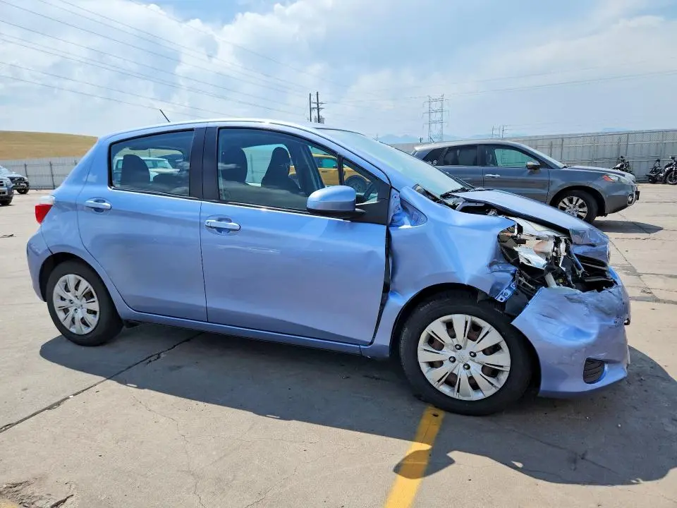 2014 TOYOTA YARIS 5-DOOR LE  