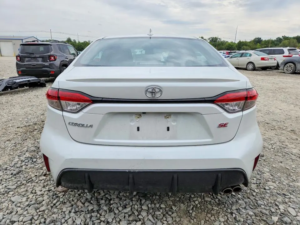 2024 TOYOTA COROLLA SE  