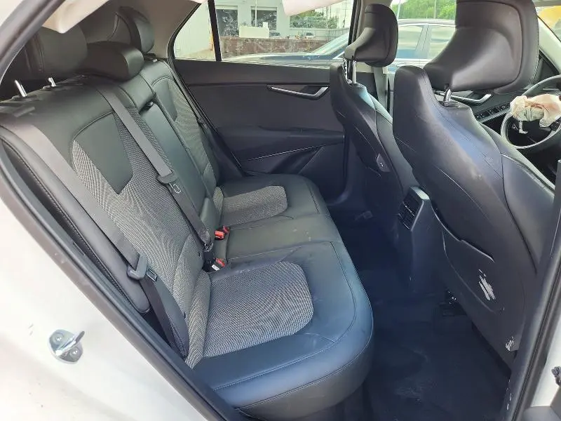 2024 KIA NIRO EX  