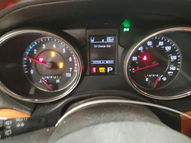 2011 JEEP GRAND CHEROKEE OVERLAND  