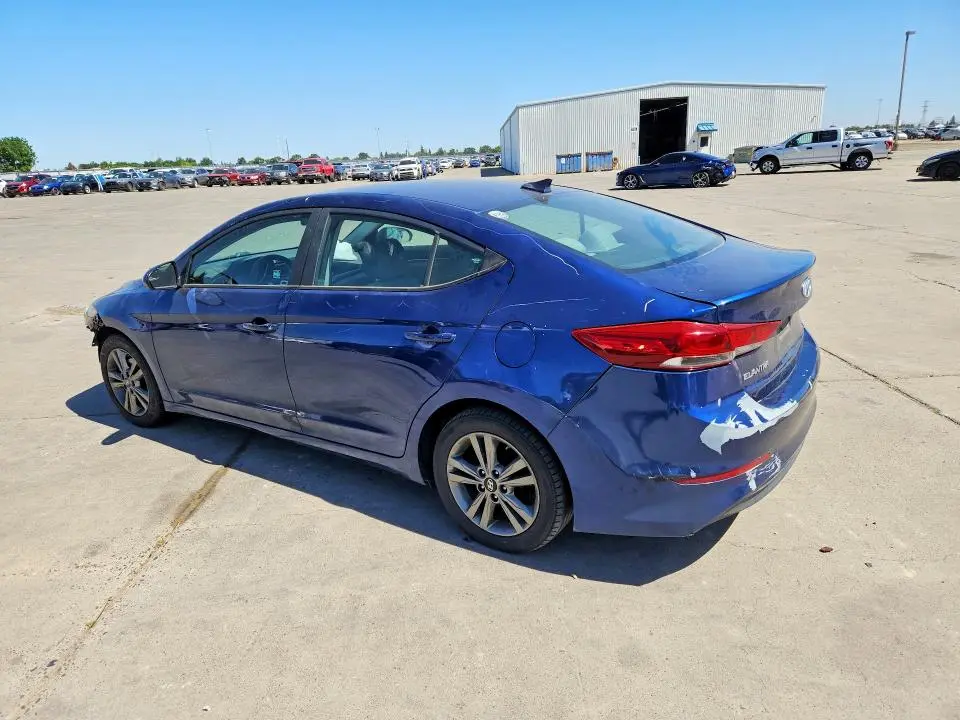 2017 HYUNDAI ELANTRA SE  