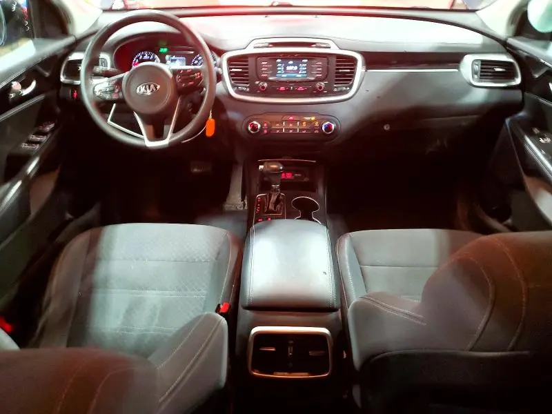 2018 KIA SORENTO LX V6  
