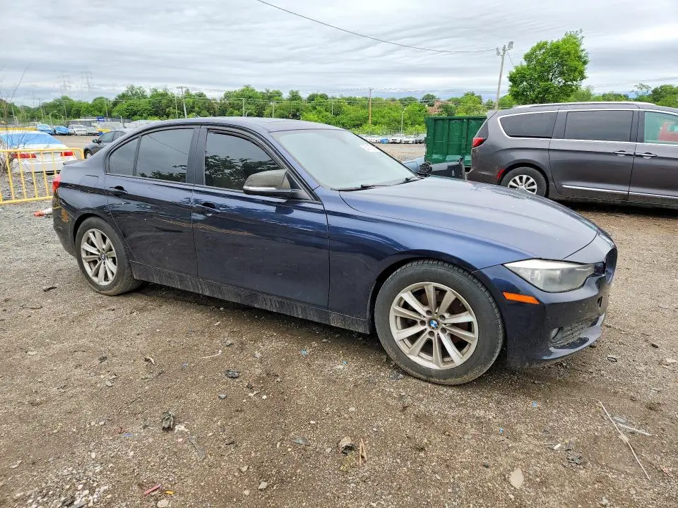 2014 BMW 320 I  