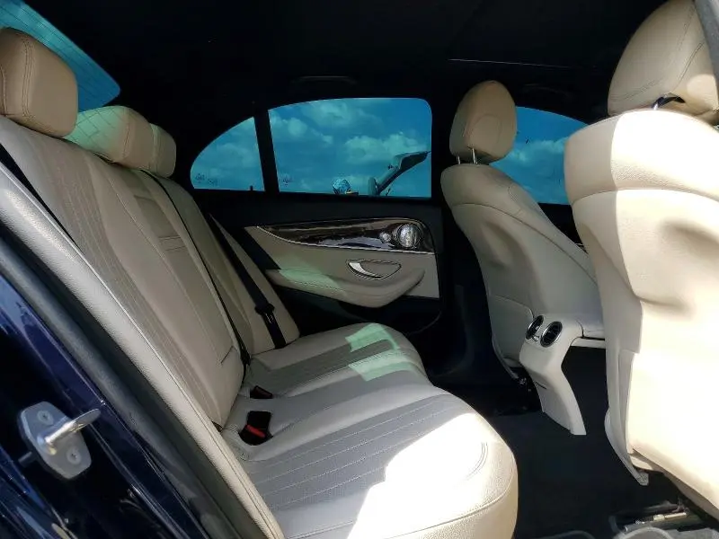 2017 MERCEDES-BENZ E 300 4MATIC  