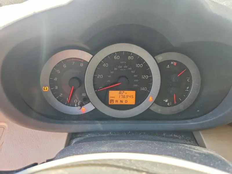 2010 TOYOTA RAV4 BASE  