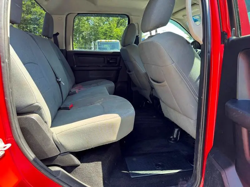 2013 RAM 1500 ST  