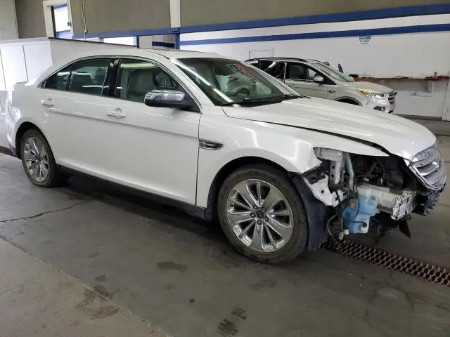 2010 FORD TAURUS LIMITED  