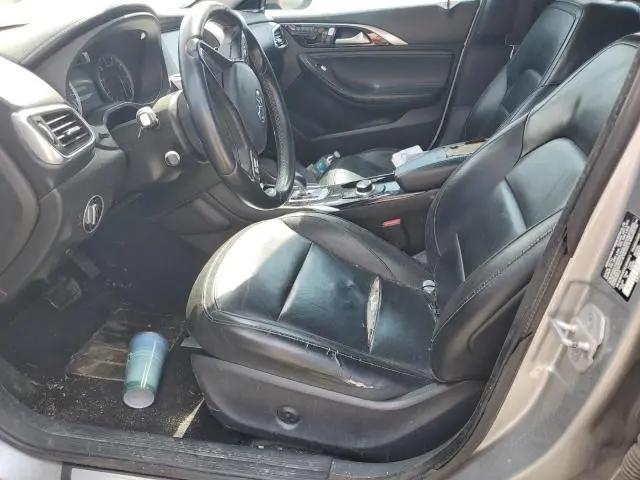 2018 INFINITI QX30 BASE  