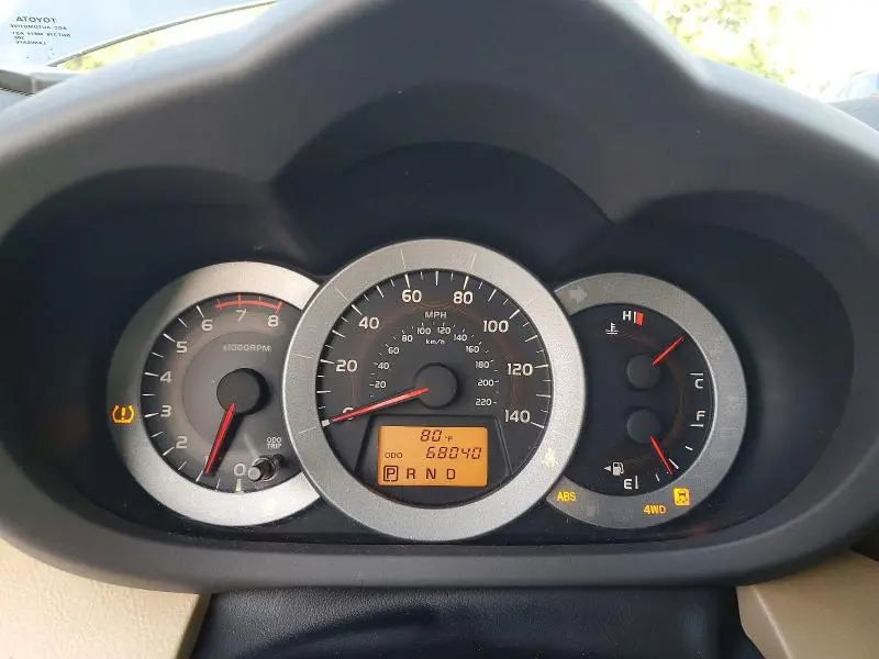 2011 TOYOTA RAV4 BASE  