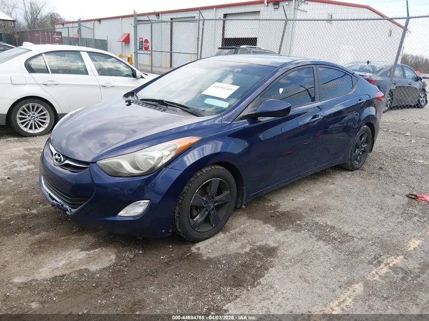 2013 HYUNDAI ELANTRA GLS