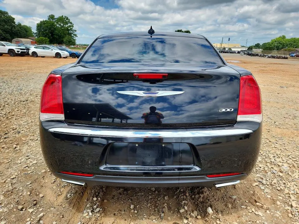 2015 CHRYSLER 300 LIMITED  