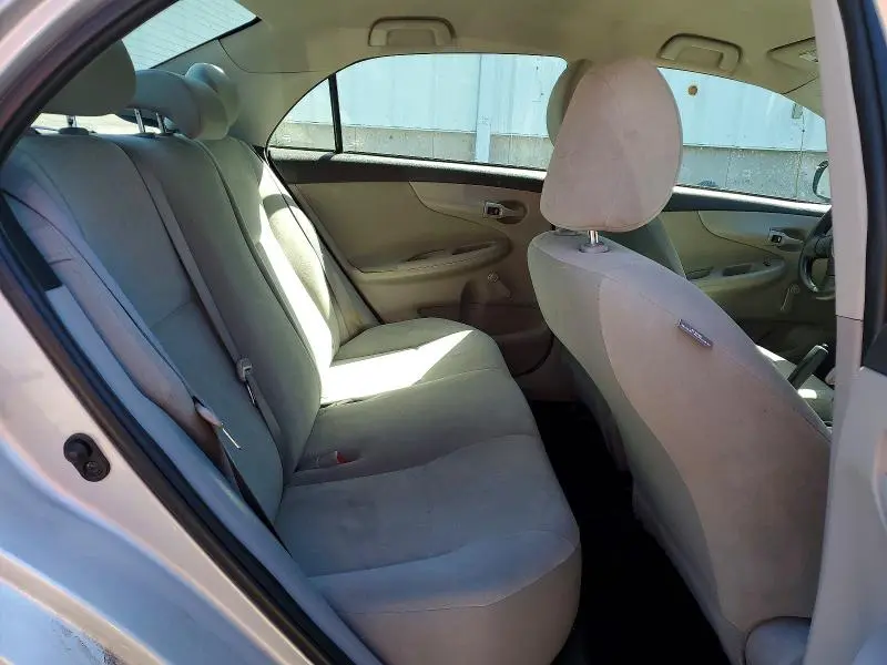 2011 TOYOTA COROLLA BASE  