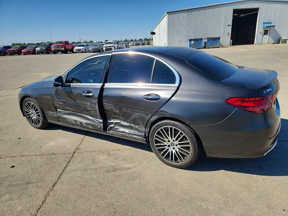 2024 MERCEDES-BENZ C 300  