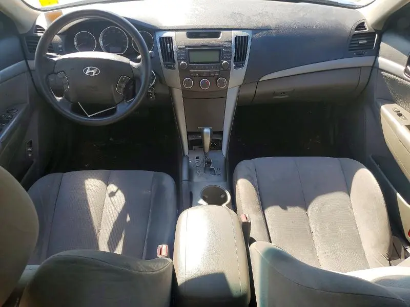 2010 HYUNDAI SONATA GLS  