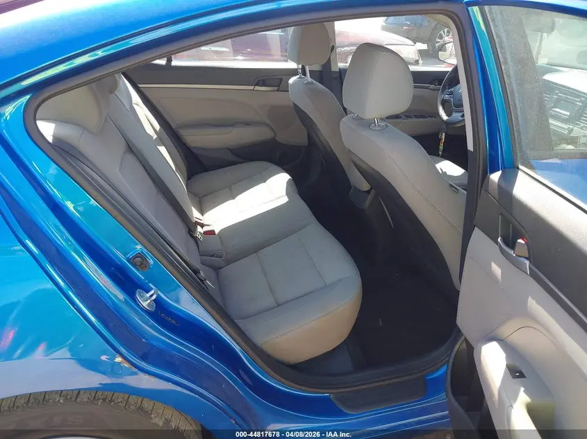 2017 HYUNDAI ELANTRA SE