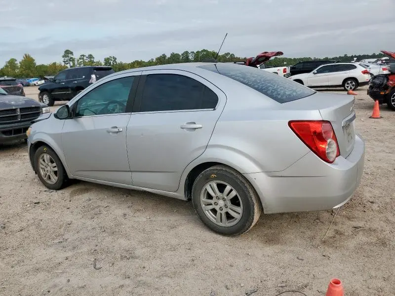 2016 CHEVROLET SONIC LT  