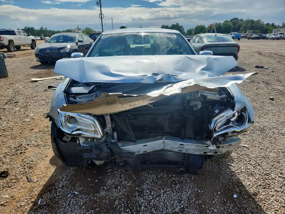 2013 CHRYSLER 300   