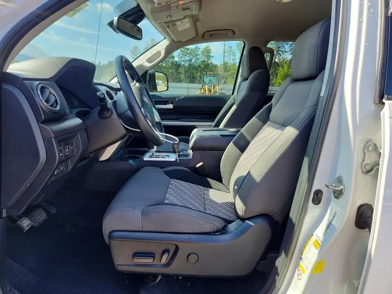 2018 TOYOTA TUNDRA SR5  