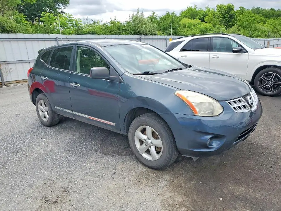 2012 NISSAN ROGUE S  