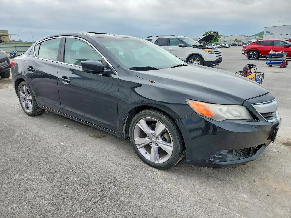 2013 ACURA ILX 20 TECH  