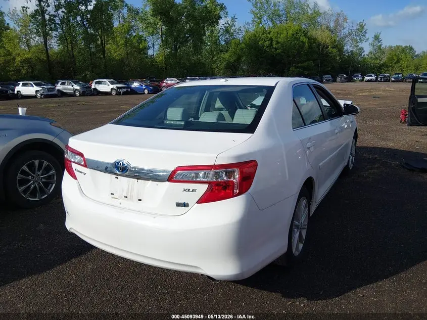2013 TOYOTA CAMRY HYBRID XLE