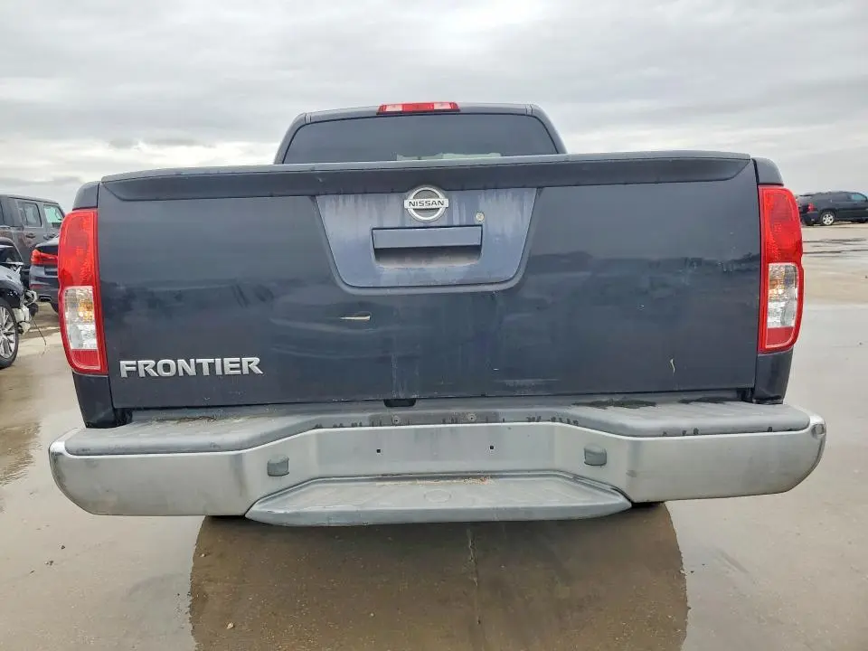 2016 NISSAN FRONTIER S  