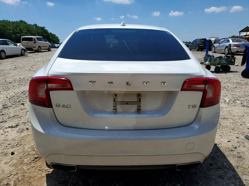 2014 VOLVO S60 T5  