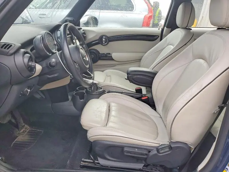 2015 MINI COOPER S  