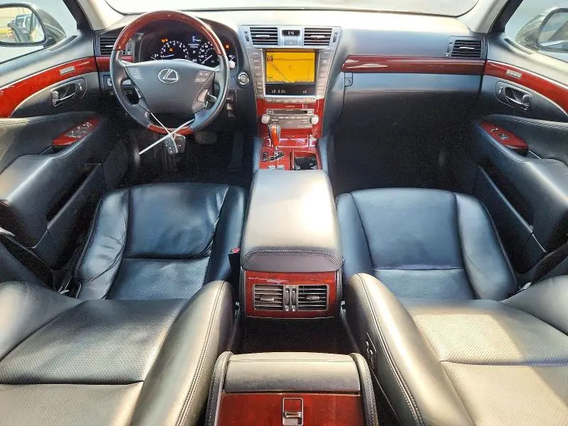 2010 LEXUS LS 460L  