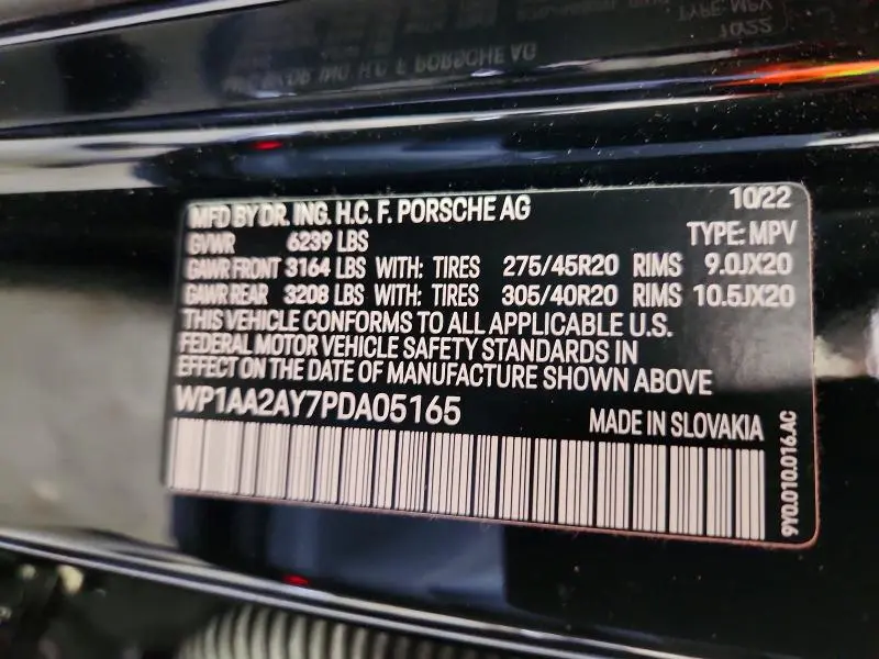2023 PORSCHE CAYENNE   