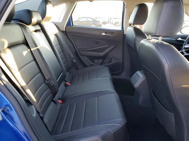 2024 VOLKSWAGEN JETTA SE  