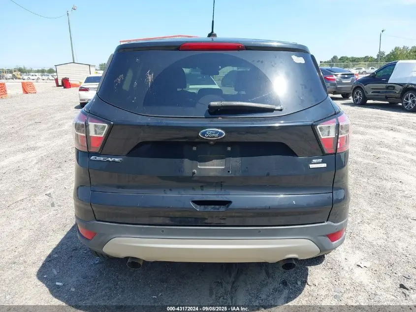 2017 FORD ESCAPE SE