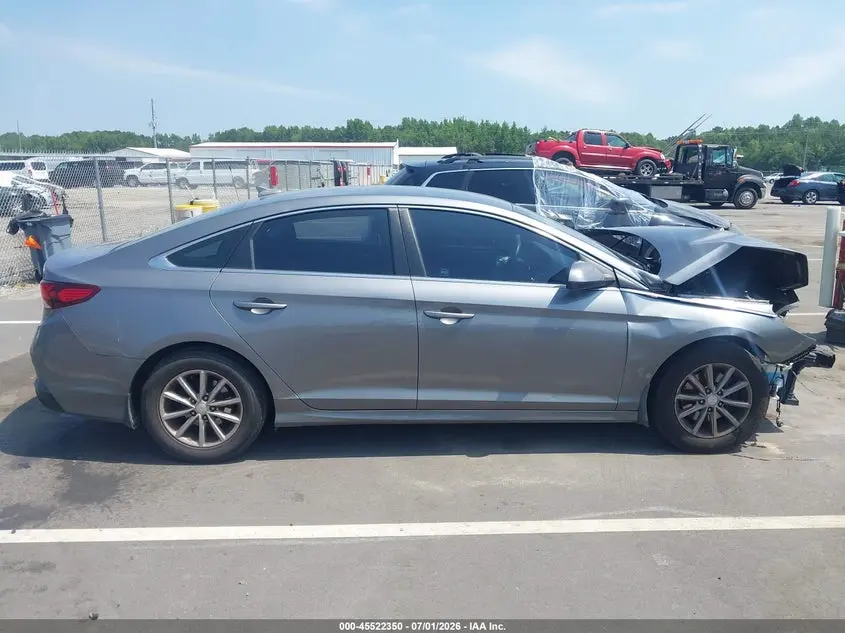 2018 HYUNDAI SONATA SE