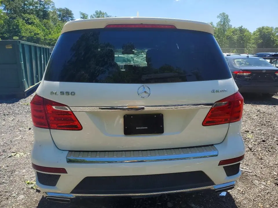 2015 MERCEDES-BENZ GL 550 4MATIC  