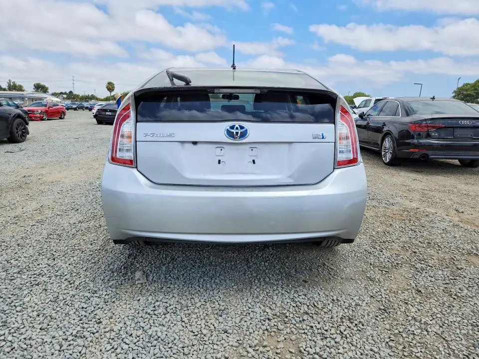 2015 TOYOTA PRIUS TWO  