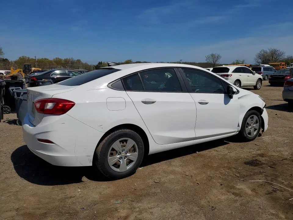 2018 CHEVROLET CRUZE LS  
