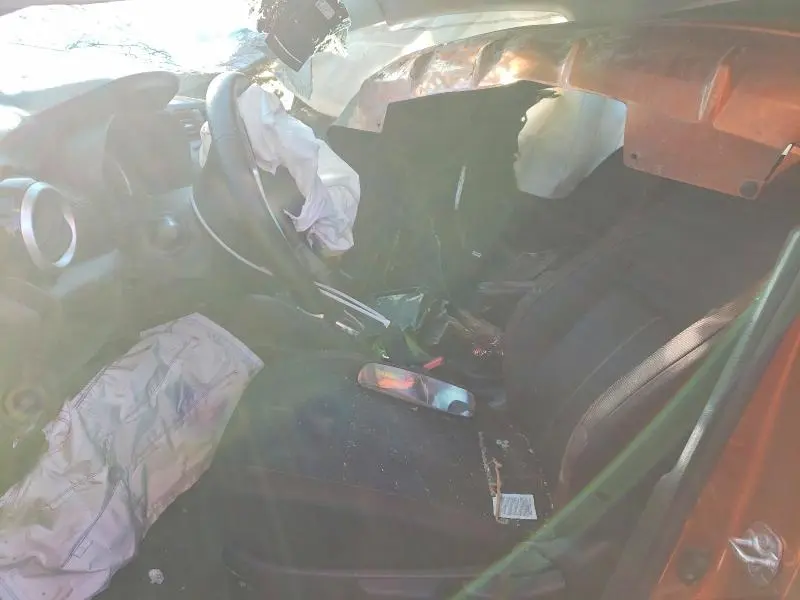 2021 NISSAN VERSA SR  