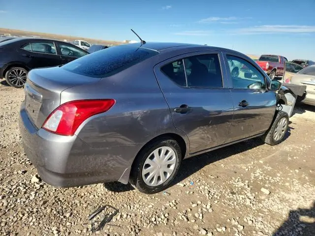 2017 NISSAN VERSA S  
