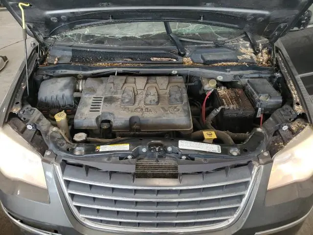2010 CHRYSLER TOWN & COUNTRY TOURING  