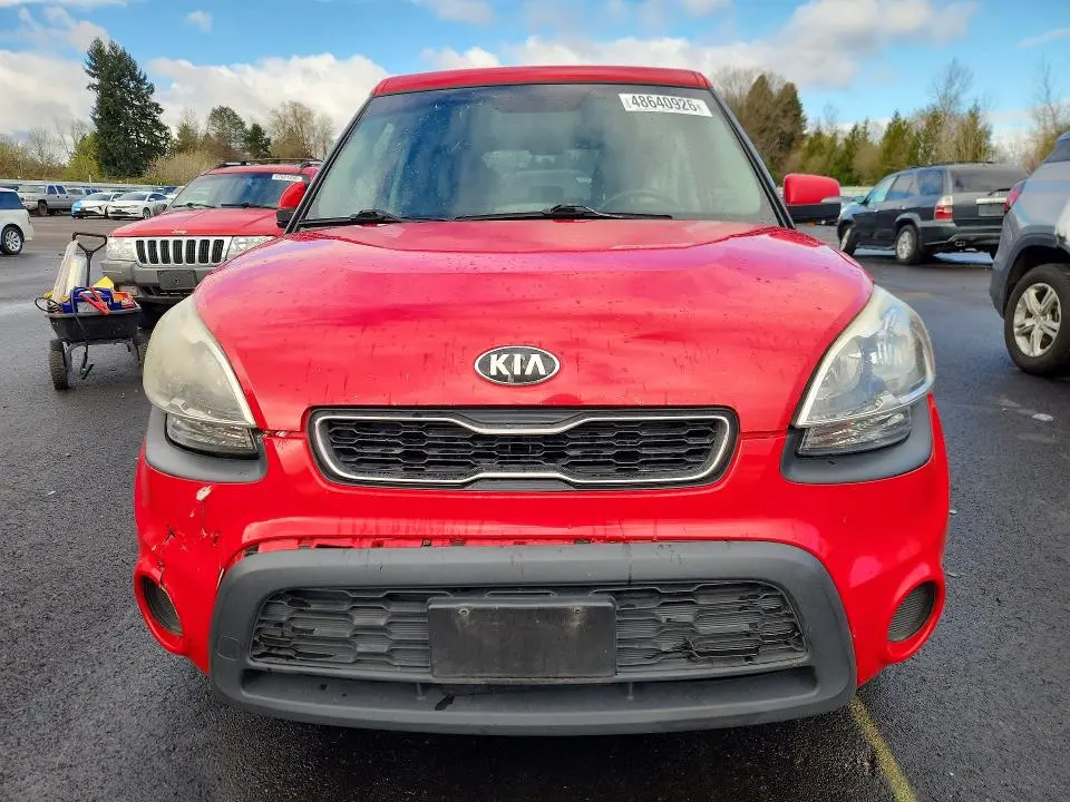 2013 KIA SOUL +  