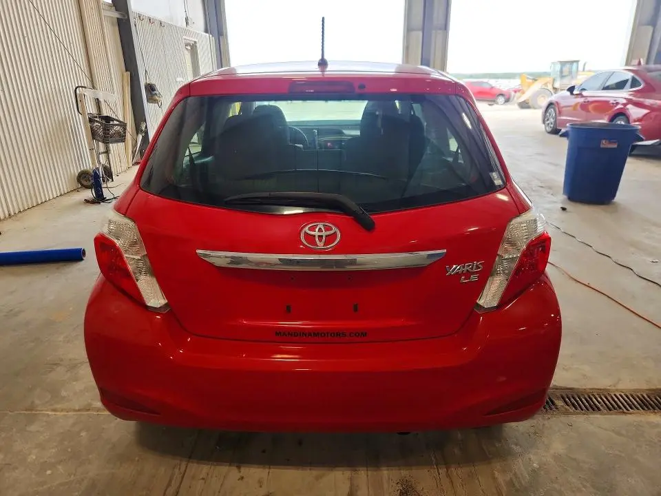 2014 TOYOTA YARIS 5-DOOR LE  