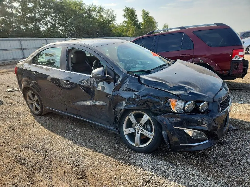 2015 CHEVROLET SONIC RS  
