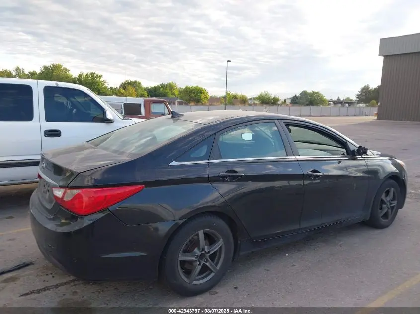 2011 HYUNDAI SONATA GLS